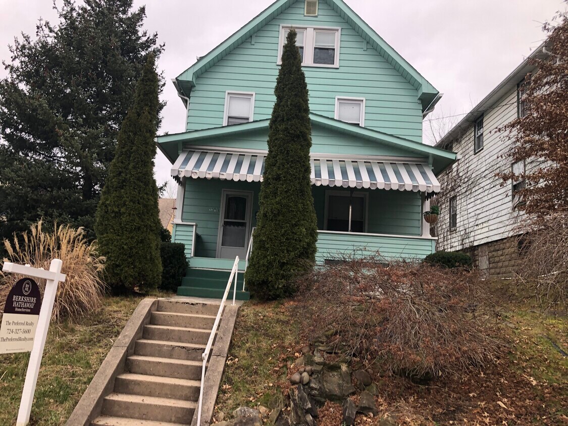 1422 Orchard Ave, New Kensington, PA 15068 House Rental in New