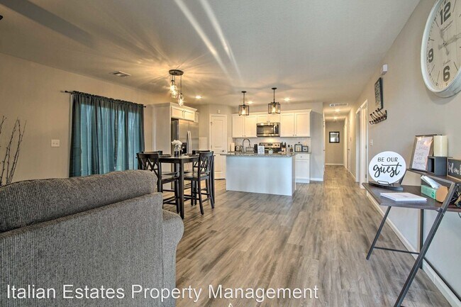 Building Photo - 3 br, 2 bath House - 1610 Hill Valley Dr.