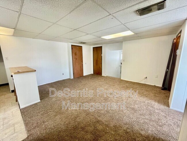 Foto del edificio - 514 E Chestnut St