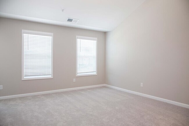 Foto del edificio - 1210 Foxcroft Ln