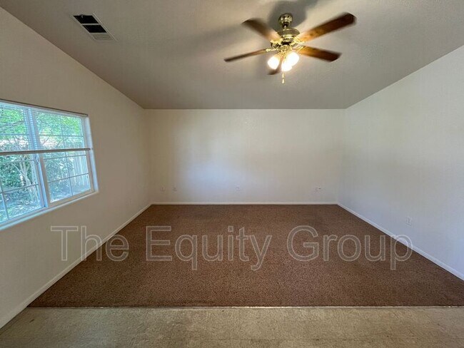 Foto del edificio - 94 N Fourth