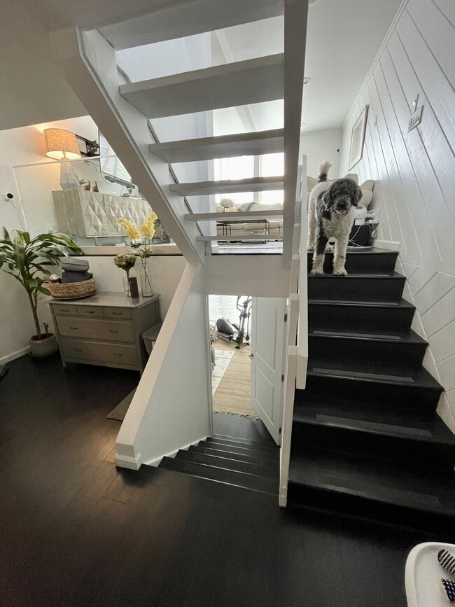 Foto del edificio - 100 Driftwood St