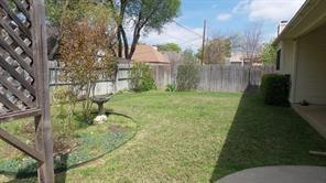 Building Photo - Welcome home to this charming and updated 3-bedroom, 2-bath property located in the highly desira...
