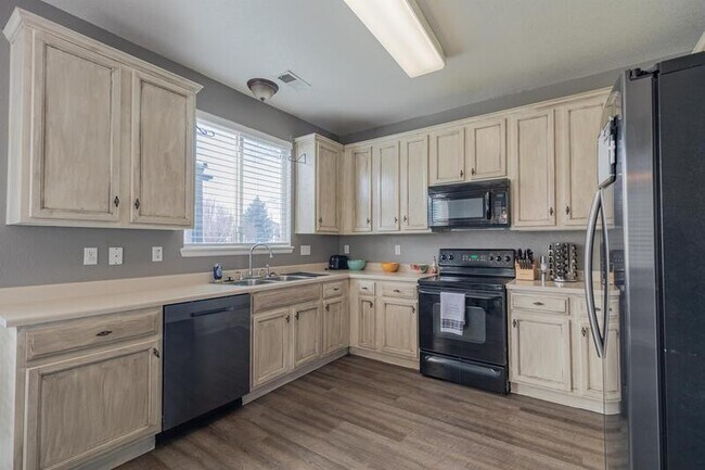 Foto del edificio - 1245 S Flatrock Cir