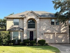 Building Photo - 510 Roble Fino