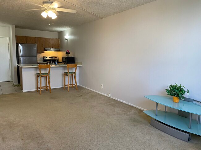 Foto del edificio - 2501 Riverside Dr