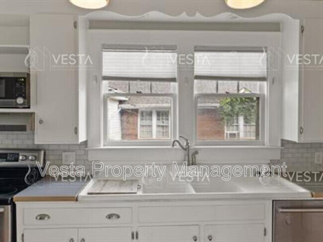 Foto del edificio - 409 Newfound St