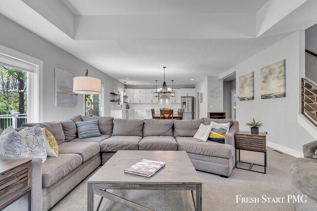Foto del edificio - Spacious 6-Bedroom Retreat in Rockford with 3.5 Luxurious Baths