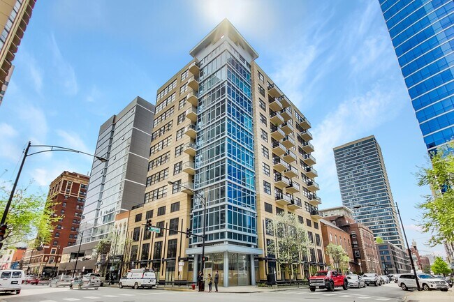 Building Photo - 101 W Superior St