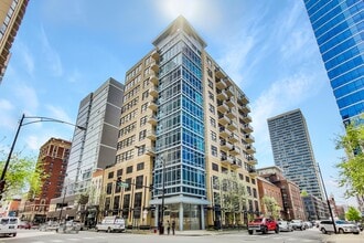 Building Photo - 101 W Superior St
