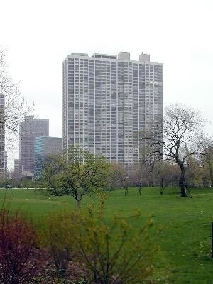 Primary Photo - 2800 N Lake Shore Dr