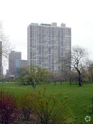 Building Photo - 2800 N Lake Shore Dr