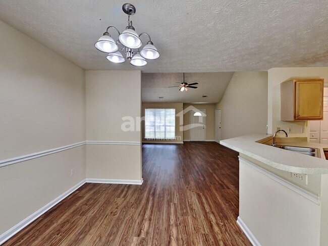 Foto del edificio - 1314 Sweetwater Ct
