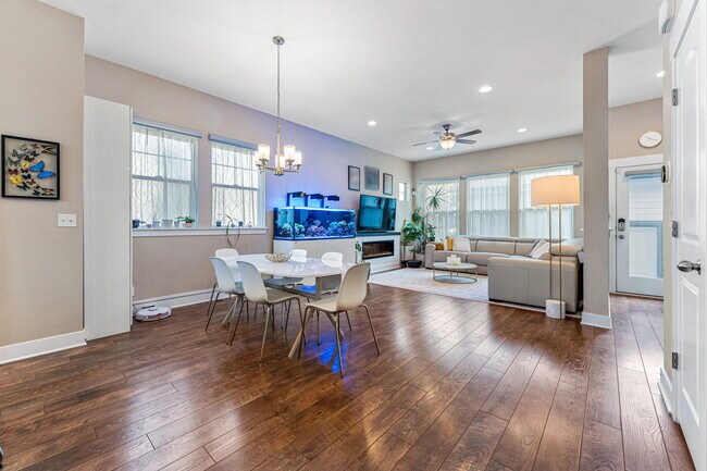 Foto del edificio - 9325 E 58th Dr