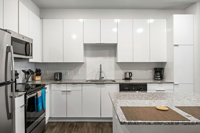 Foto del edificio - 1270 Spring St NW