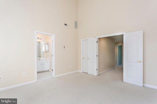 Foto del edificio - 10296 Chestnut Park Ln