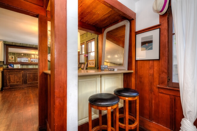 Building Photo - 36 29th Ave