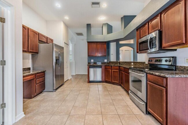 Building Photo - 30120 Sotogrande Loop
