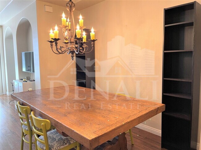 Foto del edificio - 14575 W Mountain View Blvd