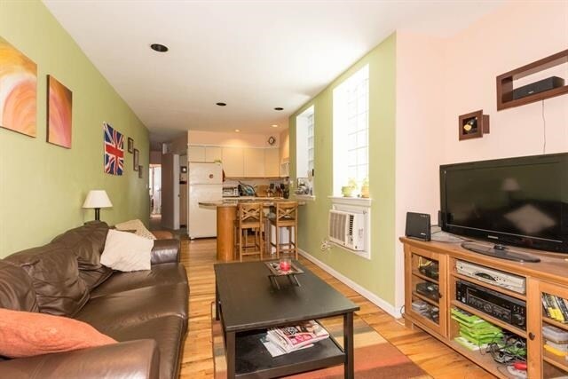 Foto principal - 811 Washington St