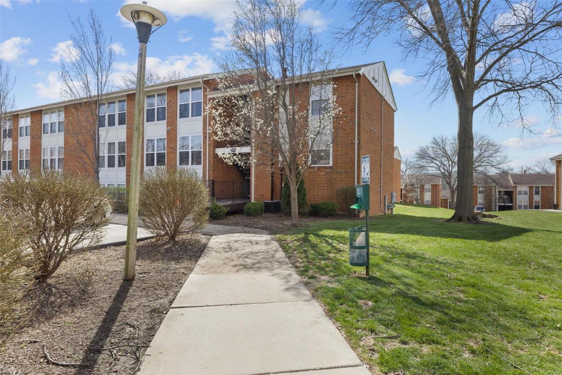 Foto principal - 1970 Greenpoint Dr
