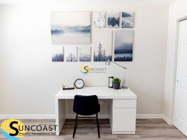 Foto del edificio - This gorgeous 2/2 apartment is ready for a...