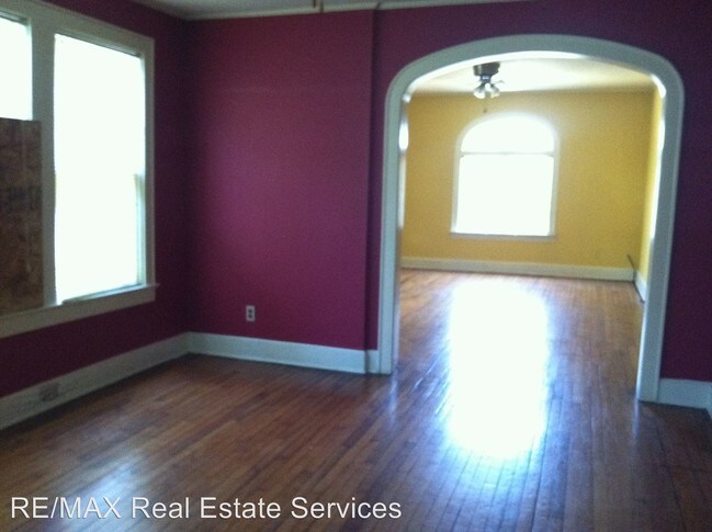 Building Photo - 2 br, 1 bath Apartment - 159 College