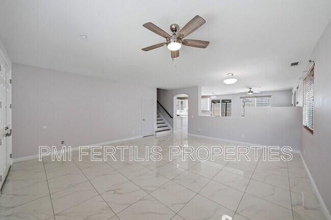 Foto del edificio - 7167 Elsa Ct