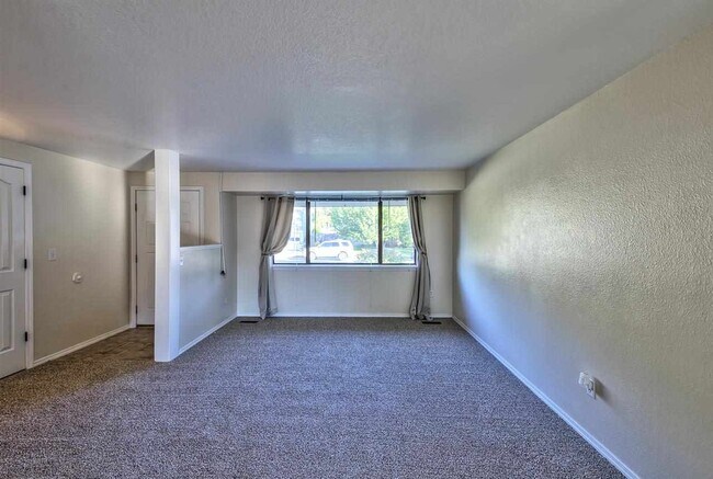Building Photo - 11048 W Ramrod Dr