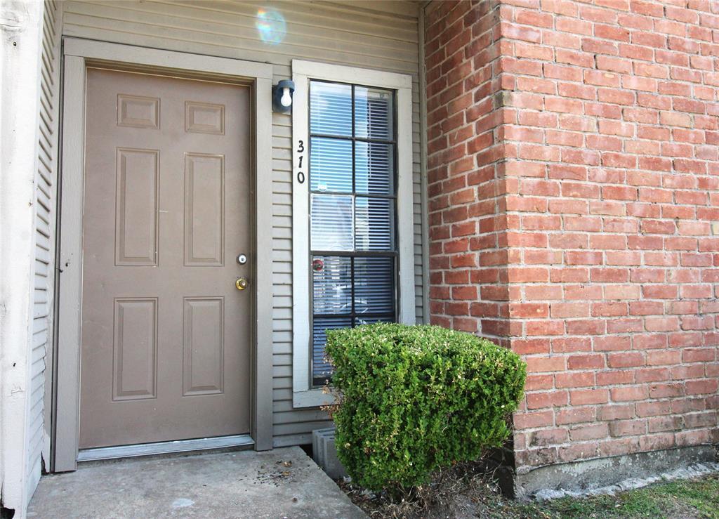 10501 South Dr Unit 310, Houston, TX 77099 Condo for Rent in Houston, TX