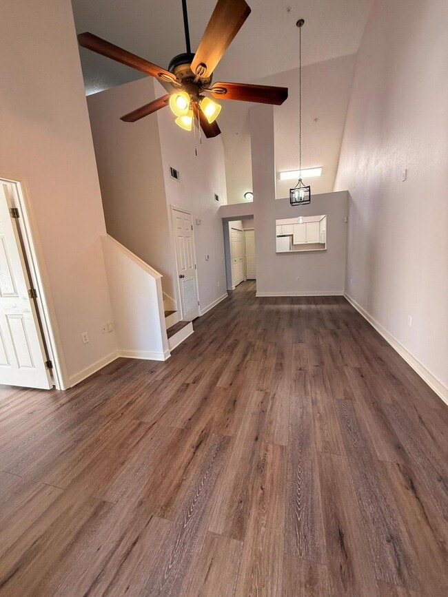 Building Photo - 4276 Calinda Ln