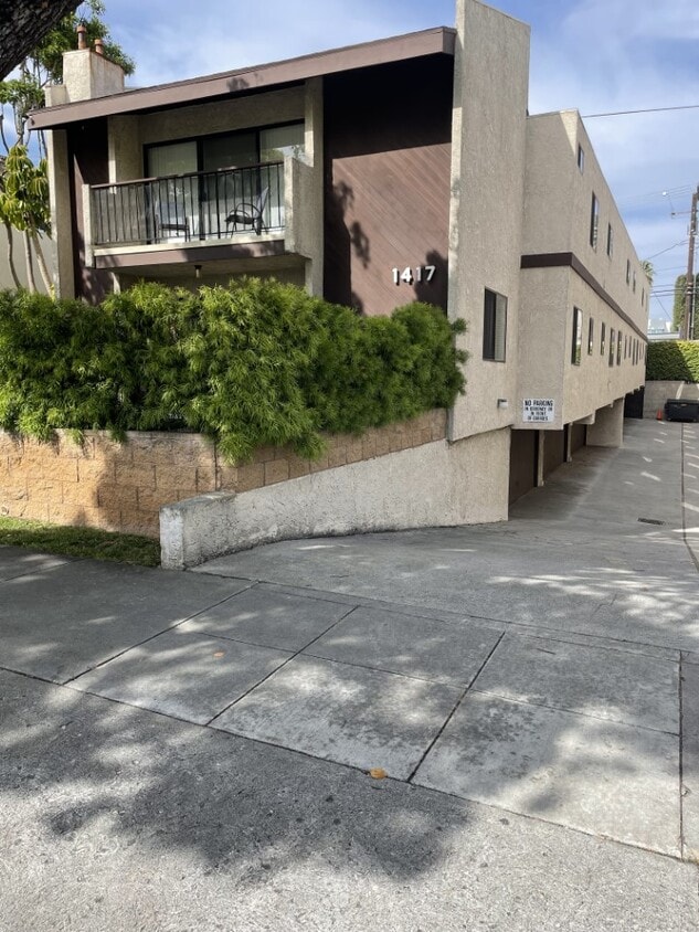 Primary Photo - 1423 18th St