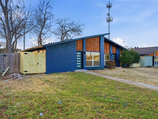 Building Photo - 1721 R Avenue