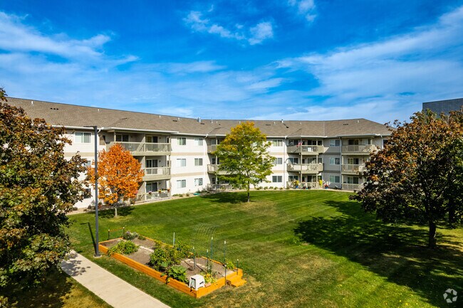 Foto del edificio - Realife Cooperative of Burnsville