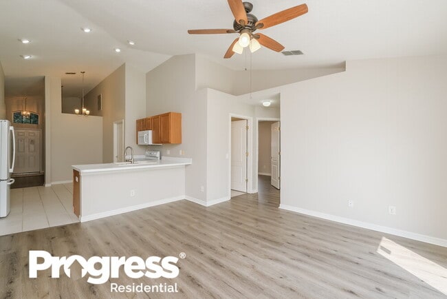 Building Photo - 3824 Briley Loop