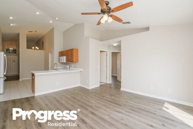 Foto del edificio - 3824 Briley Loop