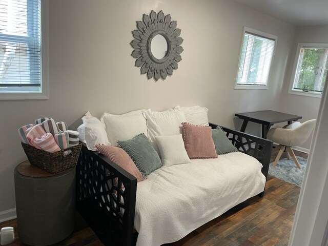 Office/Spare bedroom - 206 S DuPont Rd