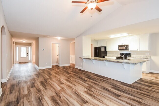Foto del edificio - 222 Heartland Cir