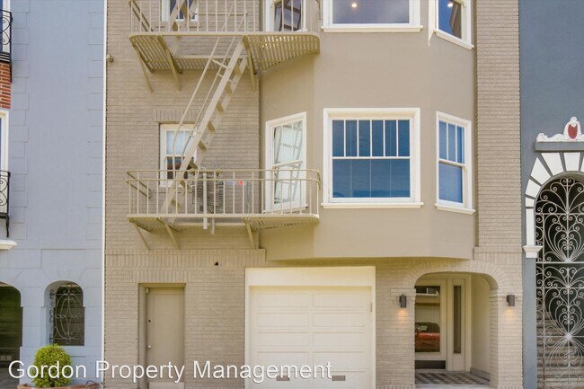 Building Photo - 2355 Francisco St