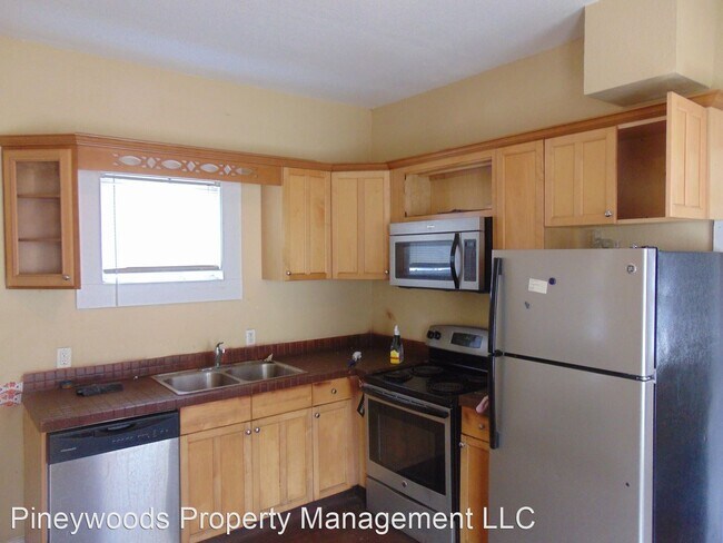 Building Photo - 2 br, 1 bath House - 2506 1/2 E Columbus Dr