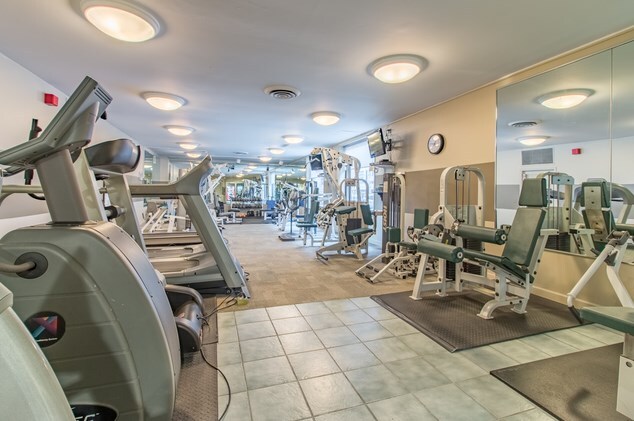Foto del edificio - 720 W Gordon Terrace