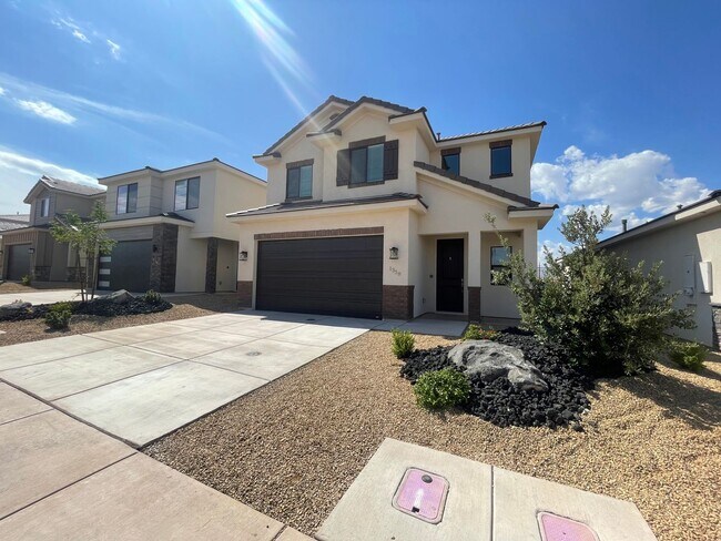 Foto del edificio - PET FRIENDLY!!!  Ence Home in White Hollow...