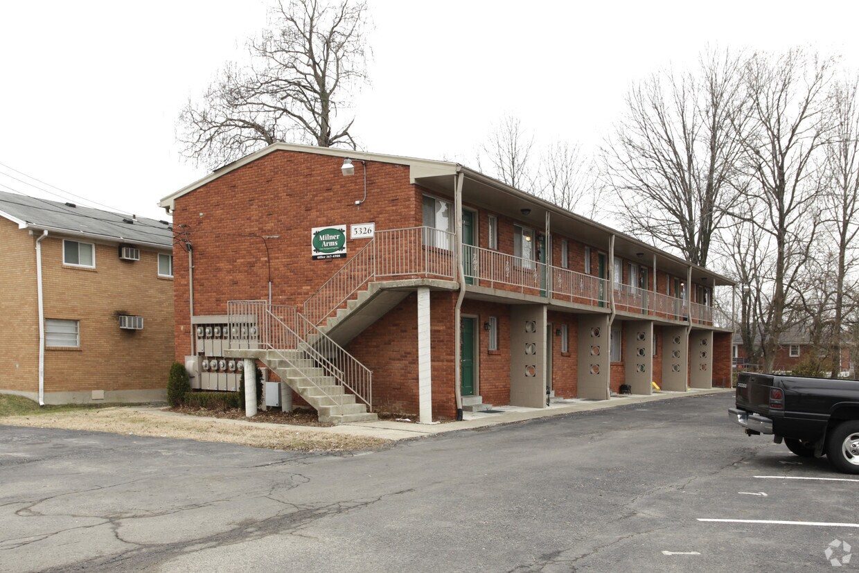 Primary Photo - 5326 Milner Rd