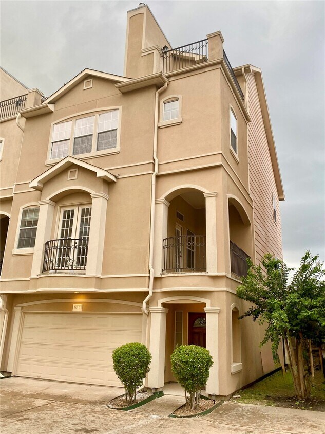 Primary Photo - 5615 Winsome Ln