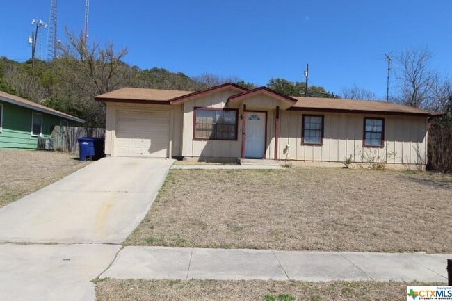 Building Photo - 602 Traci Dr