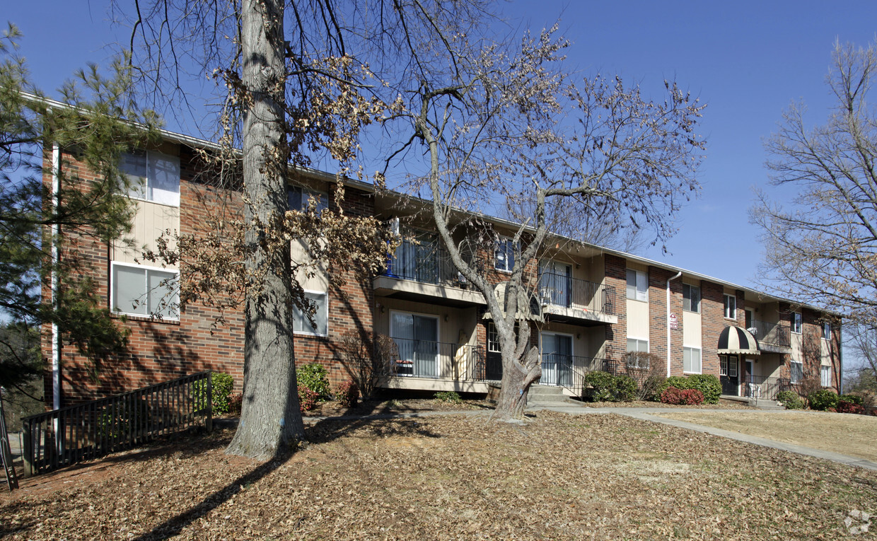 Primary Photo - 8207 Elderberry Dr