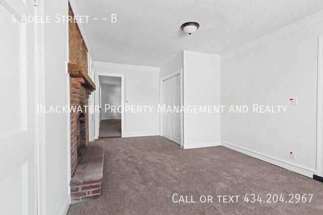 Foto del edificio - Beautifully Renovated 1 Bedroom Apartment!