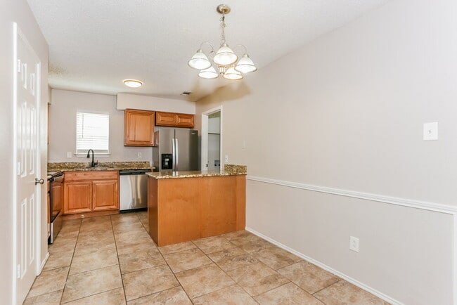 Building Photo - 5532 Four Winds Dr