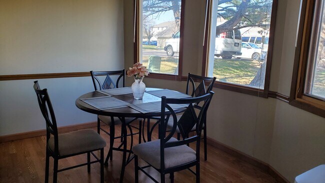 Foto del edificio - 1527 Grandview Ave