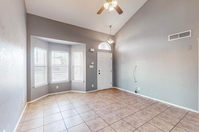 Foto del edificio - Charming 3-Bedroom, 2-Bath Home in Horizon City!